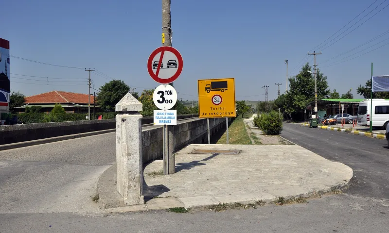 A ponte de Uzunköprü — a ponte de pedra mais longa da Turquia